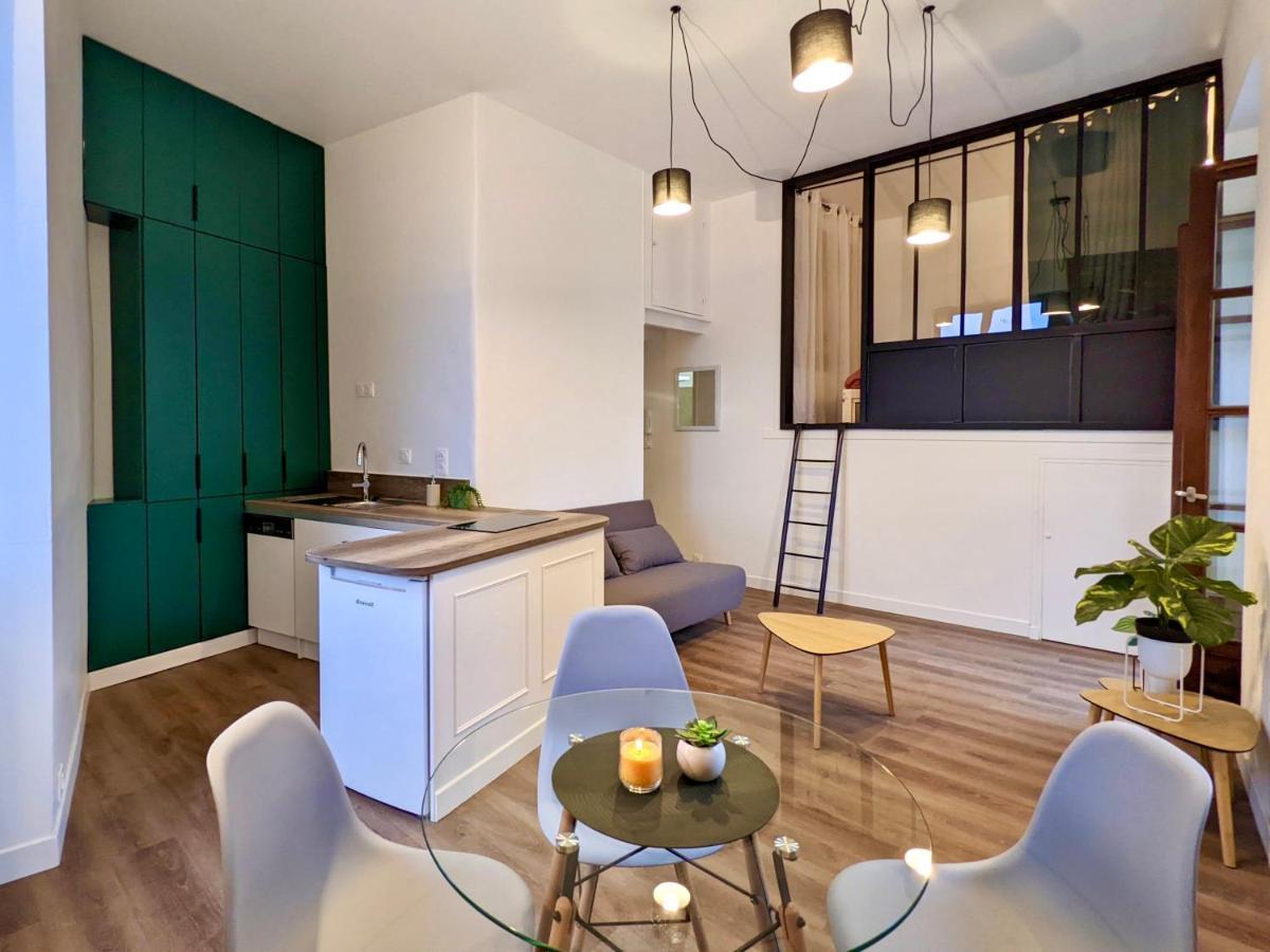 Joli Appartement De Charme Renove En Centre Ville Aubenas Dış mekan fotoğraf